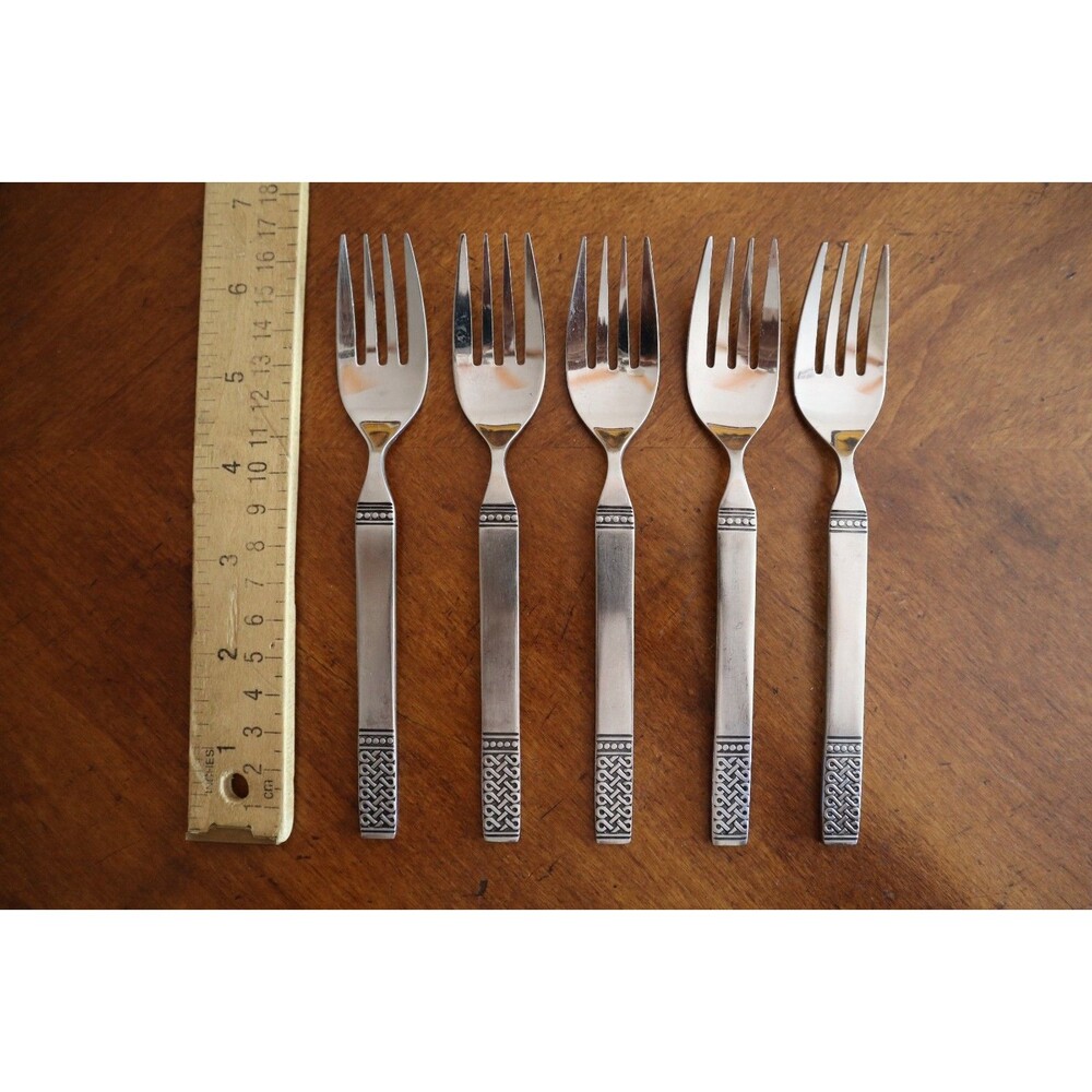 MSI Japan DANIKA Celtic Irish Knot Lot 5x Salad Forks 6.4"  Stainless Flatware